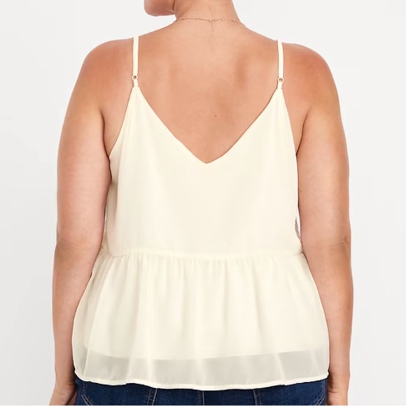 Old Navy Mint Green w/Rhinestones Women's Top NWT - Picture 2 of 4